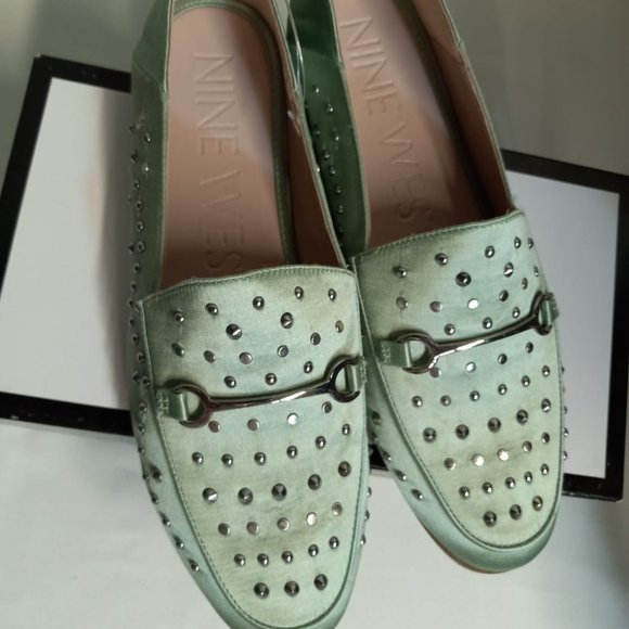 Nine West Westoy Green Satin Loafers Flats Size 8 - Picture 13 of 13